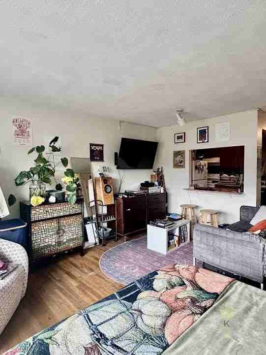 20 Radcliffe Rd #408 - Photo 2 of 12