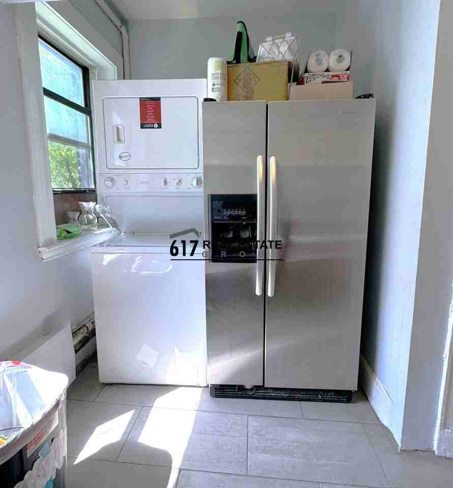 11 Royal St #3 - Photo 3 of 19