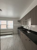 6715 N California Ave #4W - Photo 1 of 1