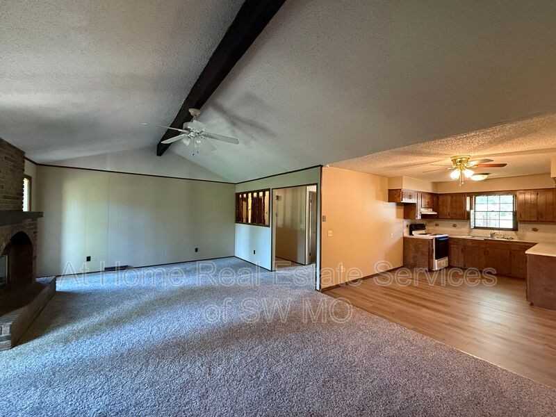 3715 S Walnut Hill Ave - Photo 7 of 14
