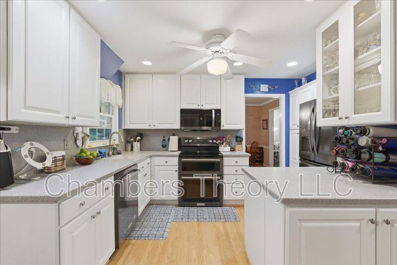 12226 Ox Hill Rd - Photo 4 of 43