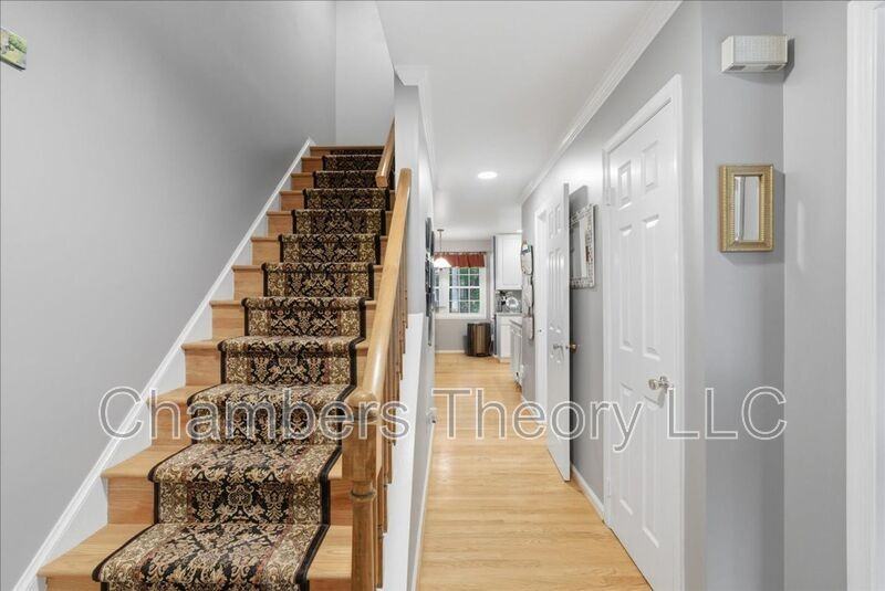 12226 Ox Hill Rd - Photo 7 of 43
