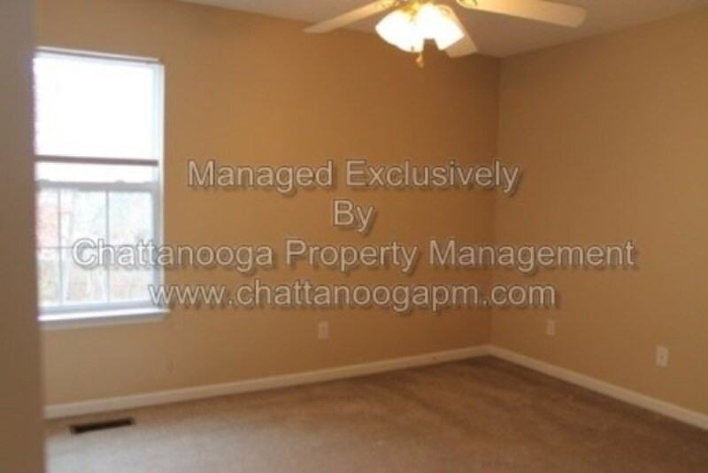 42 Priscilla Dr - Photo 2 of 11