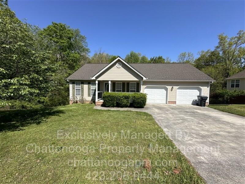 87 Manor Dr - Photo 2 of 19