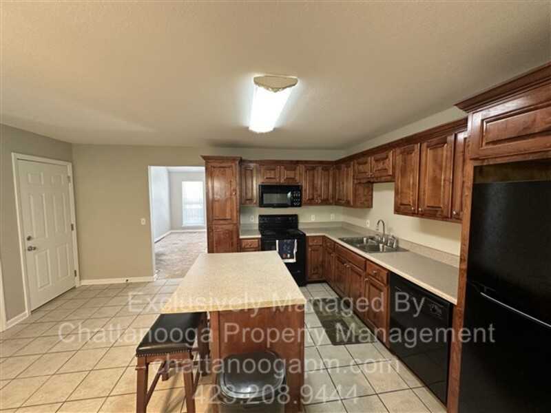 87 Manor Dr - Photo 5 of 19