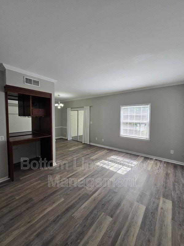 5949 Quail Hollow Rd #D - Photo 5 of 33