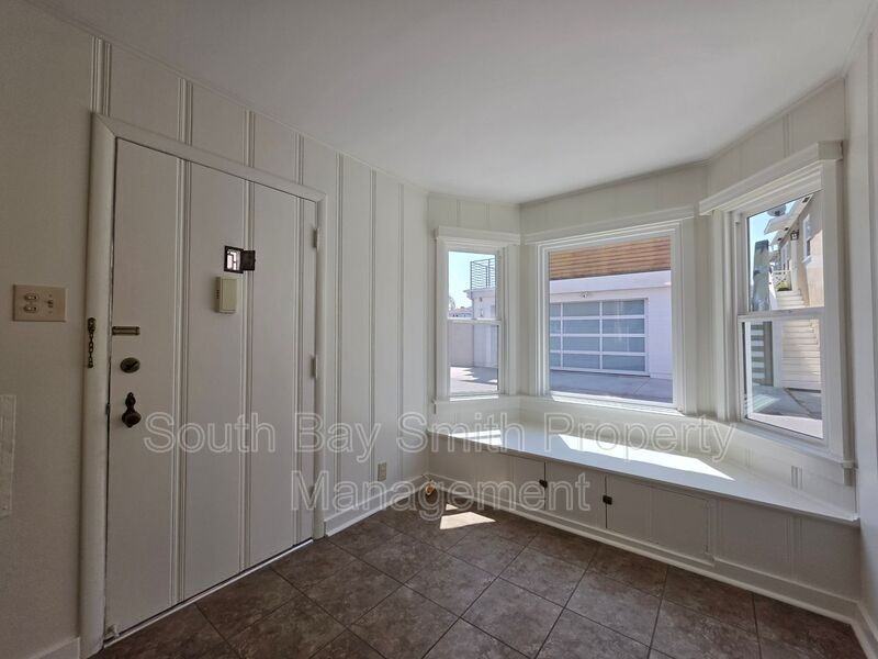 57 7th Ct - Photo 4 of 30