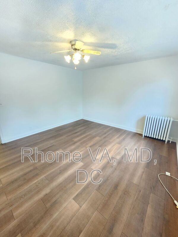 515 Franklin St Ne #4 - Photo 2 of 14