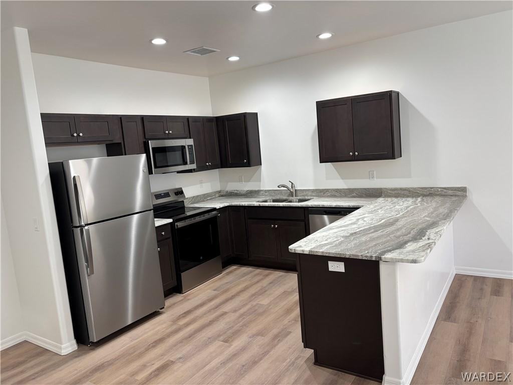 3363 N Pearl St Street - Photo 6 of 30