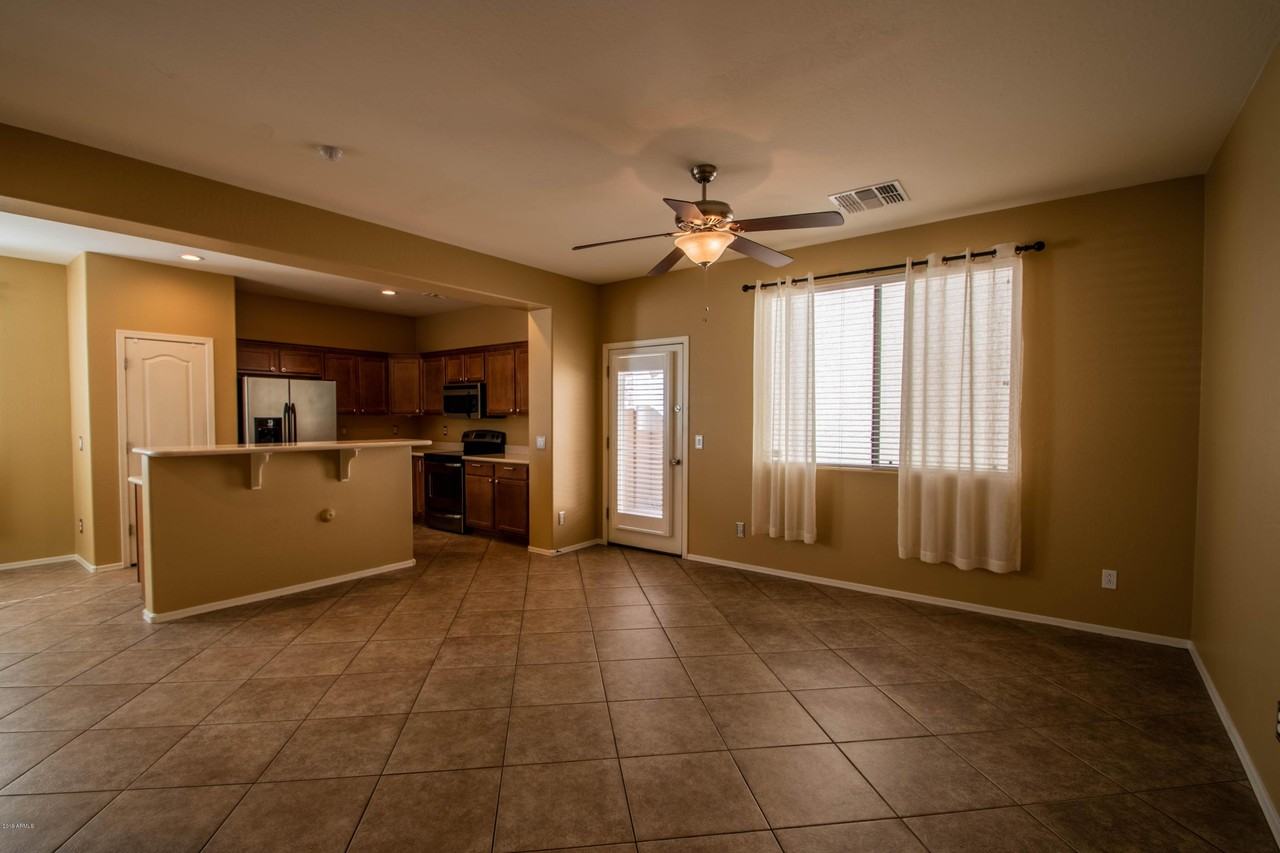 17590 N 114th Ln - Photo 5 of 23