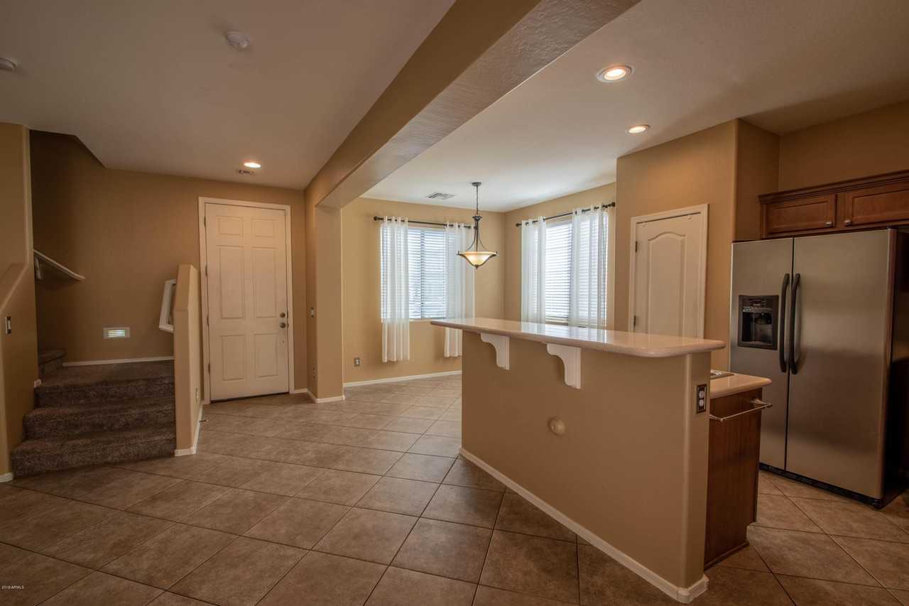 17590 N 114th Ln - Photo 6 of 23