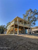 featured image of 8712 W Simmons Bayou Dr