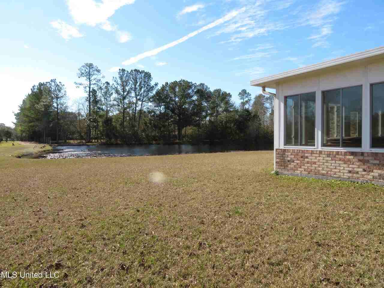 13415 John Clark Rd - Photo 3 of 20