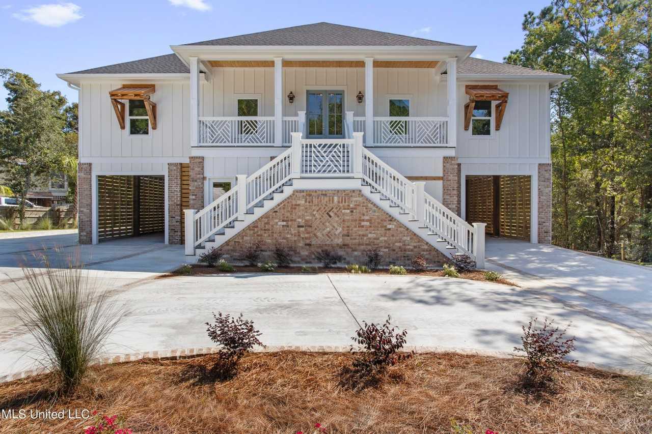 1180 Iola Rd - Photo 2 of 50