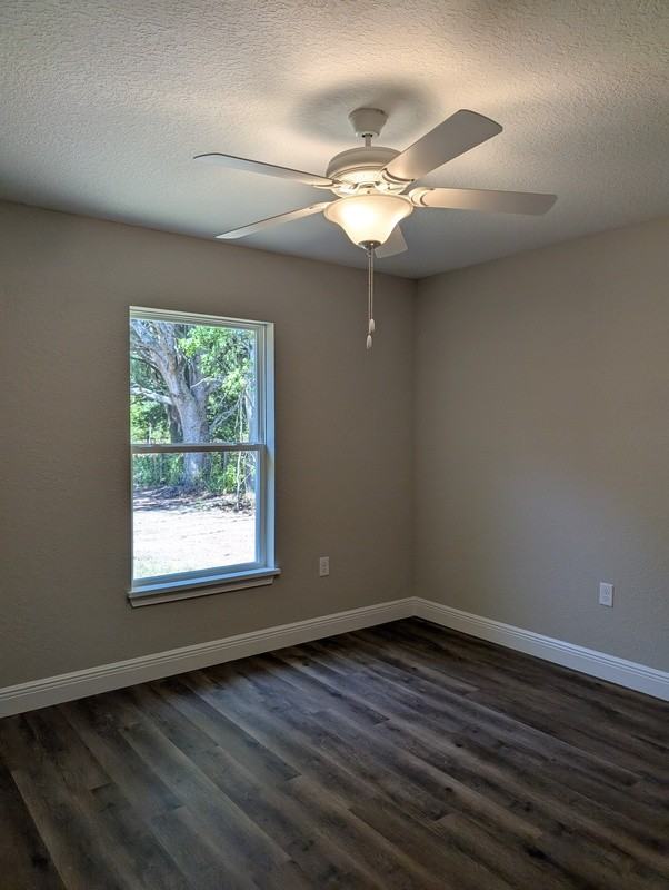 132 Cedar Rd - Photo 5 of 15
