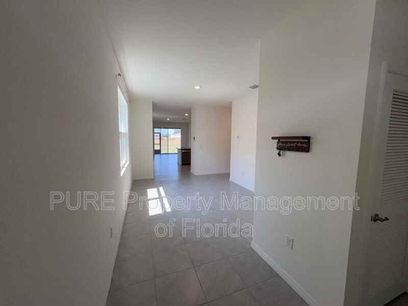 5416 Nw 46th Lane Rd - Photo 5 of 50