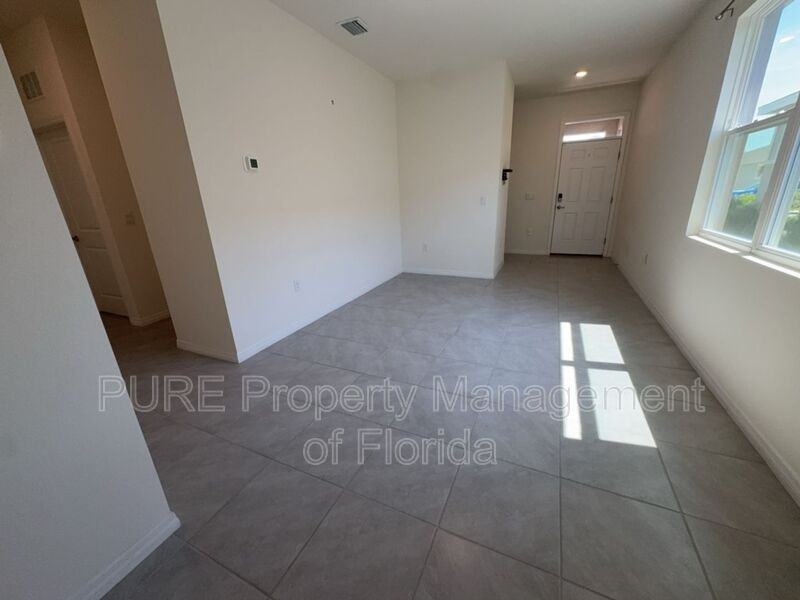 5416 Nw 46th Lane Rd - Photo 7 of 50