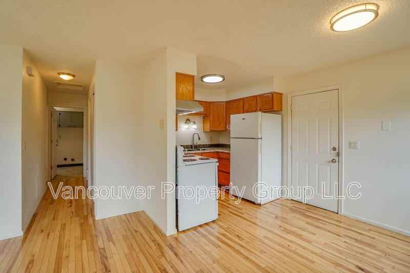 609 W Mcloughlin Blvd - Photo 5 of 18