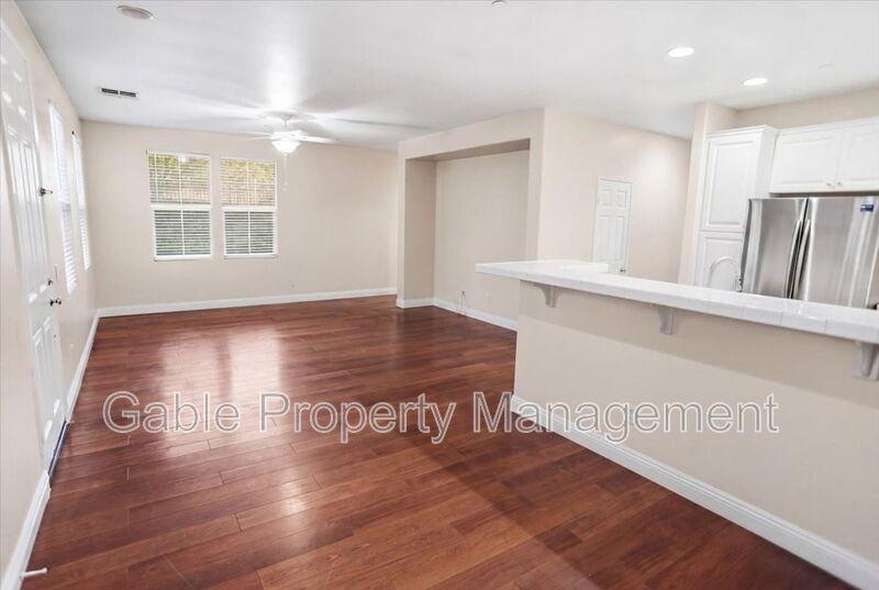 24025 Park Ln - Photo 3 of 24