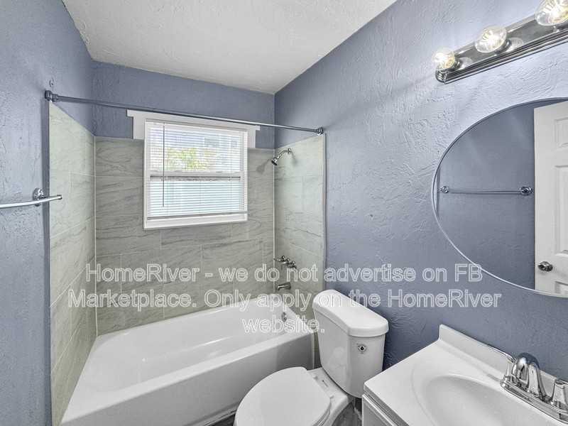 4518 102nd St W - Photo 3 of 18