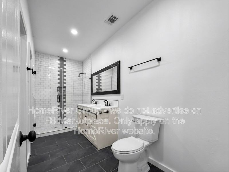 2041B Midlake Ln - Photo 4 of 19