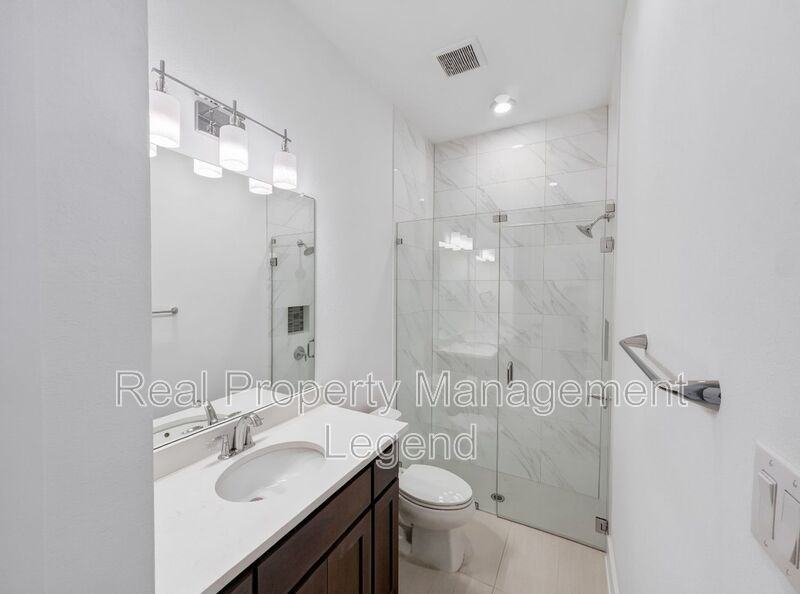 809 Jamestown Ln - Photo 4 of 50