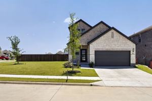 featured image of 803 Russell Dr
