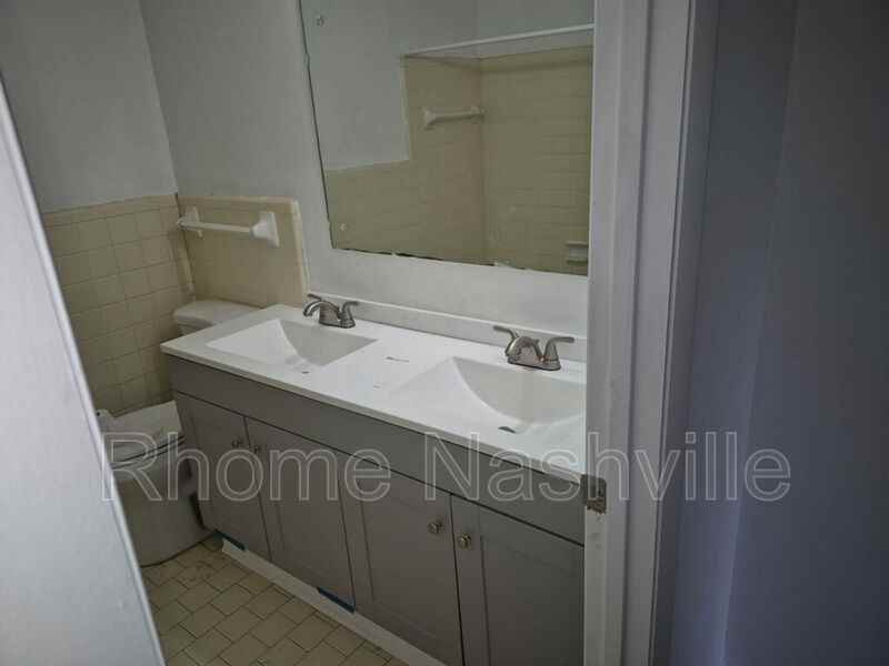 5161/5163 Hilson - Photo 4 of 7