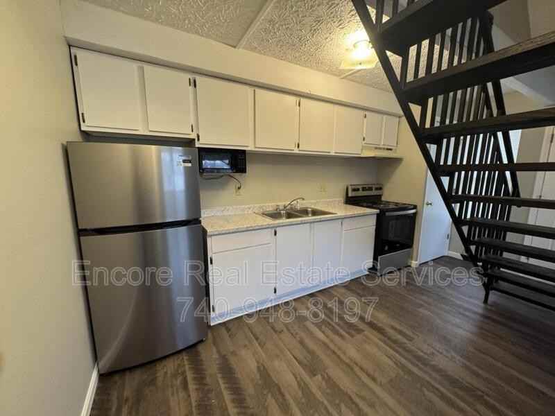 157 S High St #F2 - Photo 4 of 5
