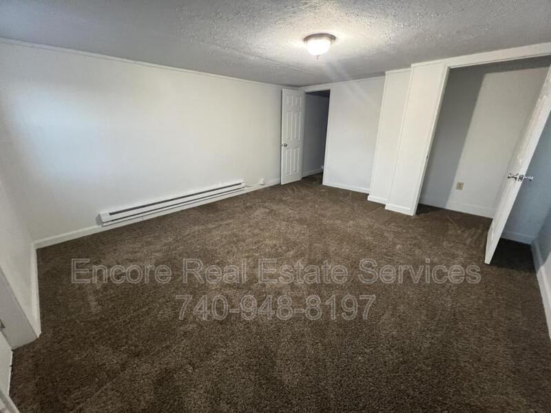 185 Monroe St - Photo 3 of 9