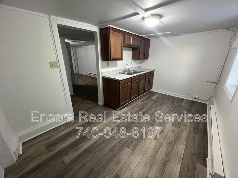 185 Monroe St - Photo 4 of 9