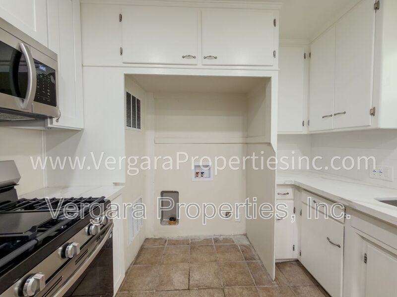 611 Amapola Ave - Photo 6 of 12
