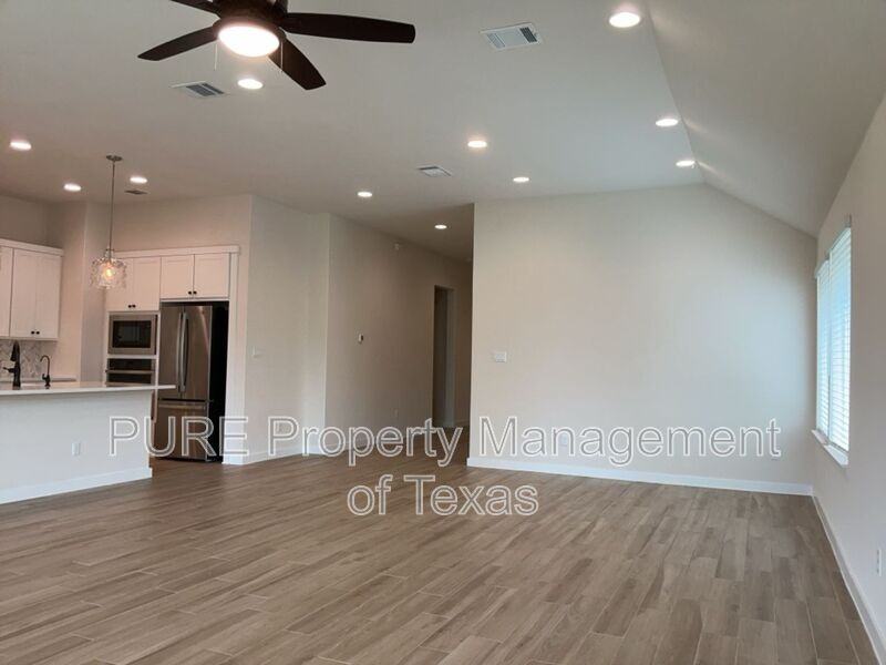 4323 Mayfield Ranch Blvd - Photo 6 of 29
