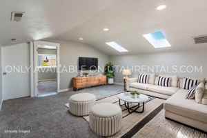 featured image of 87 N Center St #2