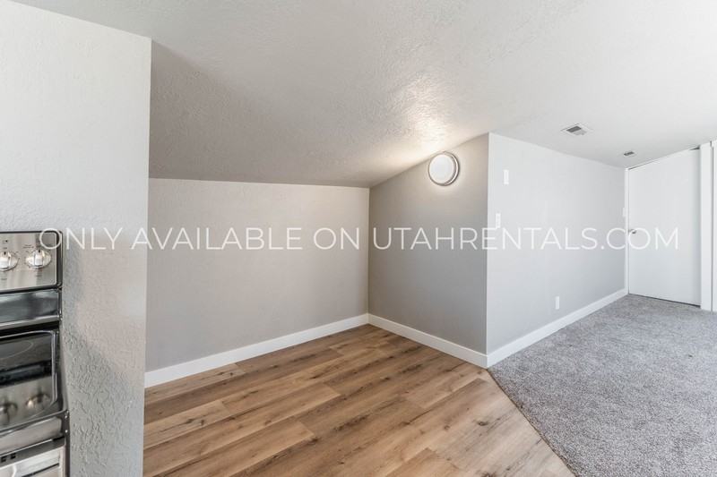 87 N Center St #2 - Photo 5 of 18