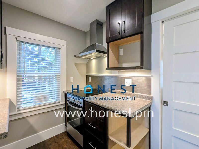 18 Warren St #3 - Photo 2 of 20