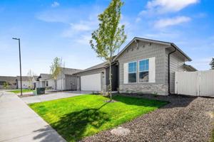 featured image of 907 N Aleppo Way