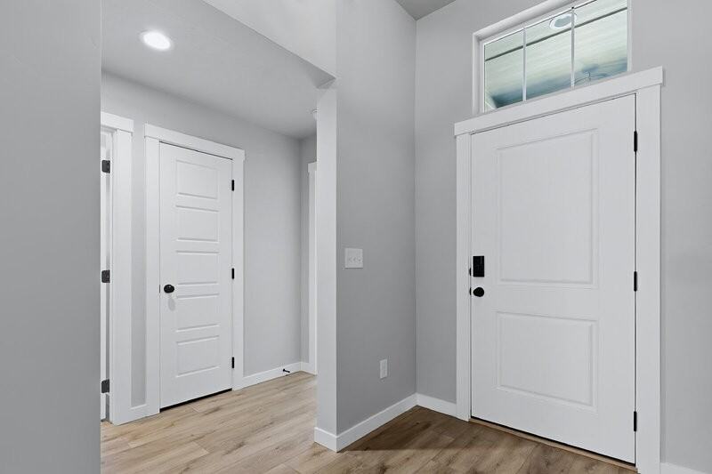 907 N Aleppo Way - Photo 2 of 28