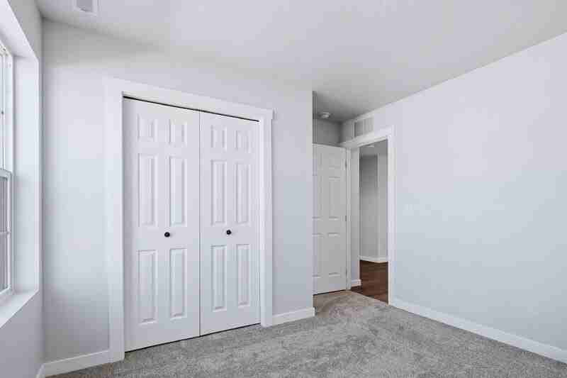 9093 W Camellia St - Photo 6 of 27