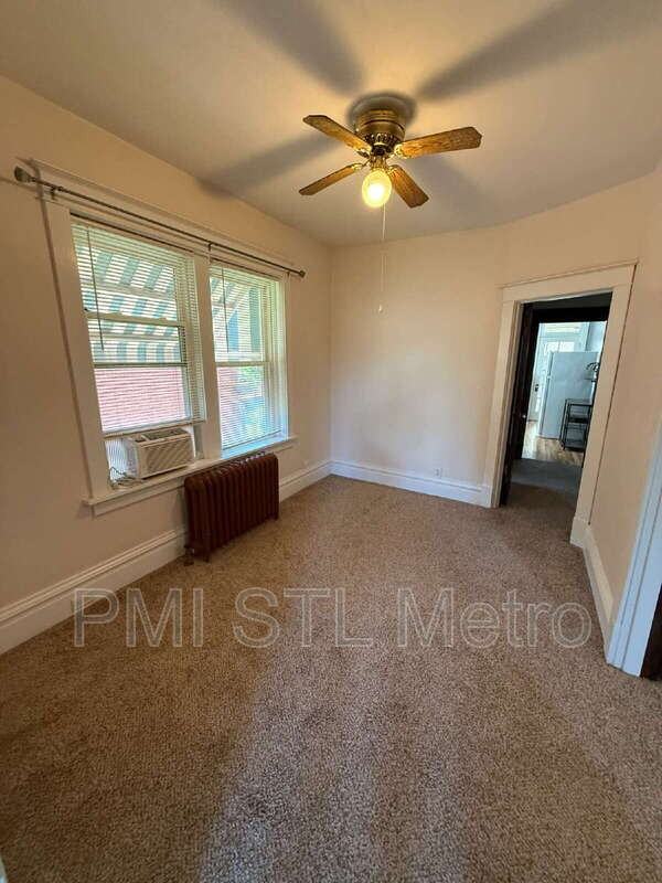 3668A Wilmington Ave - Photo 3 of 12