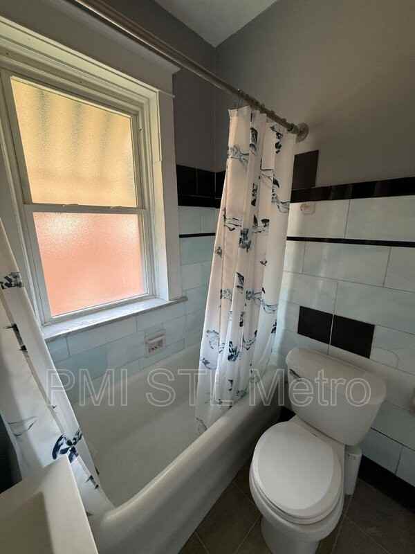 3668A Wilmington Ave - Photo 5 of 12
