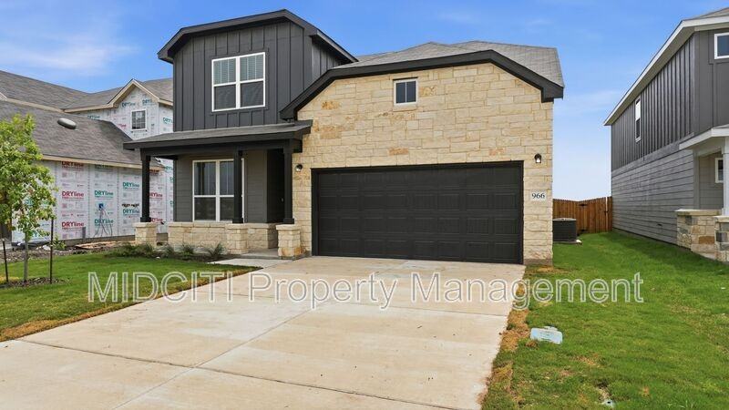 966 Bluegrass Pt - Photo 2 of 36