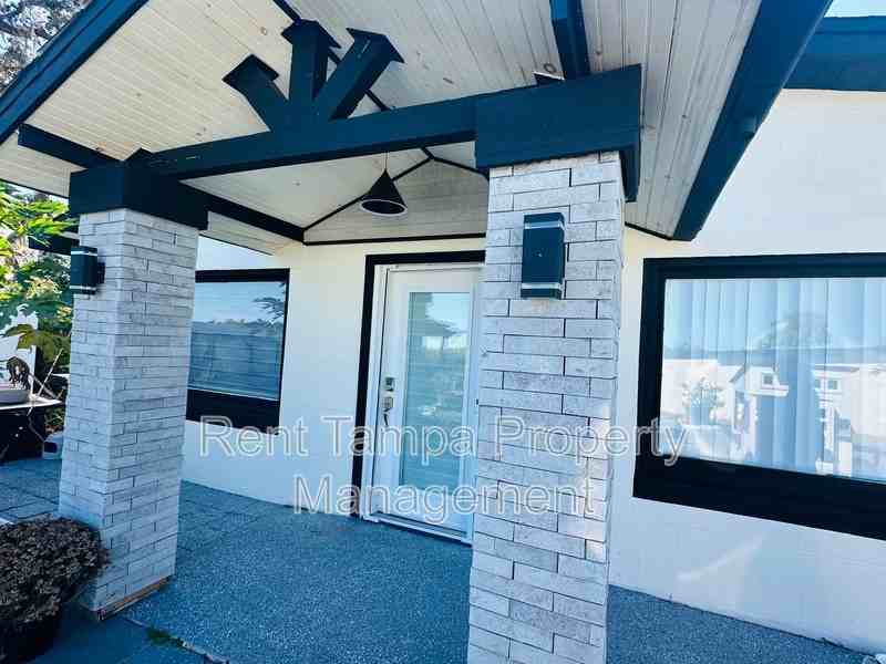 1154 Neptune Dr - Photo 2 of 41