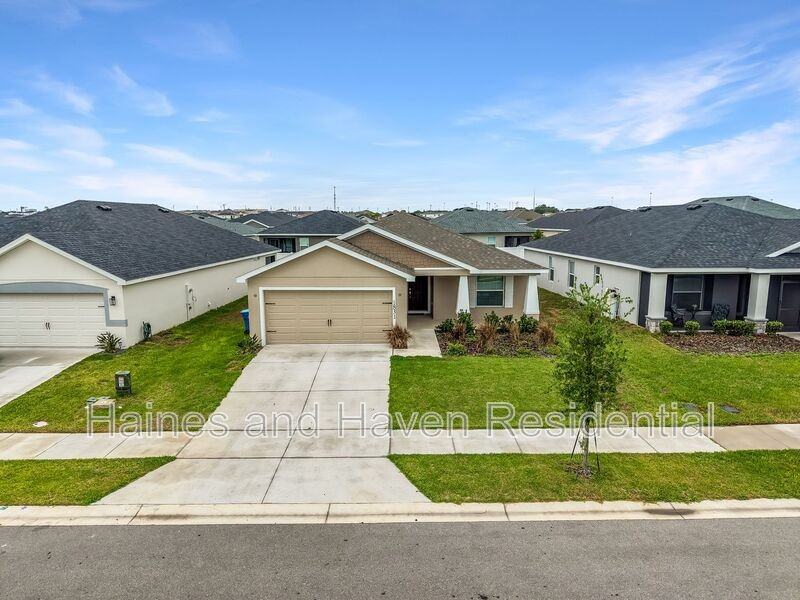 1831 Daystar Dr - Photo 2 of 27