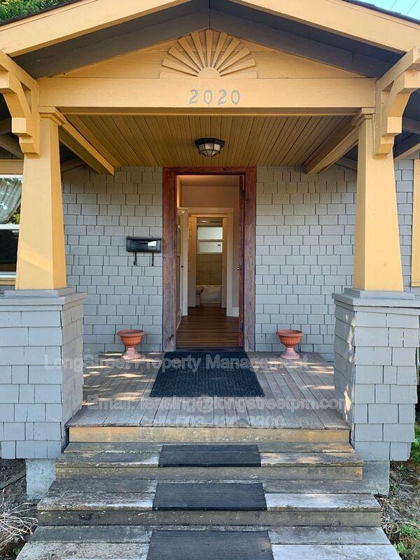2020 Nw Harrison Blvd - Photo 4 of 26