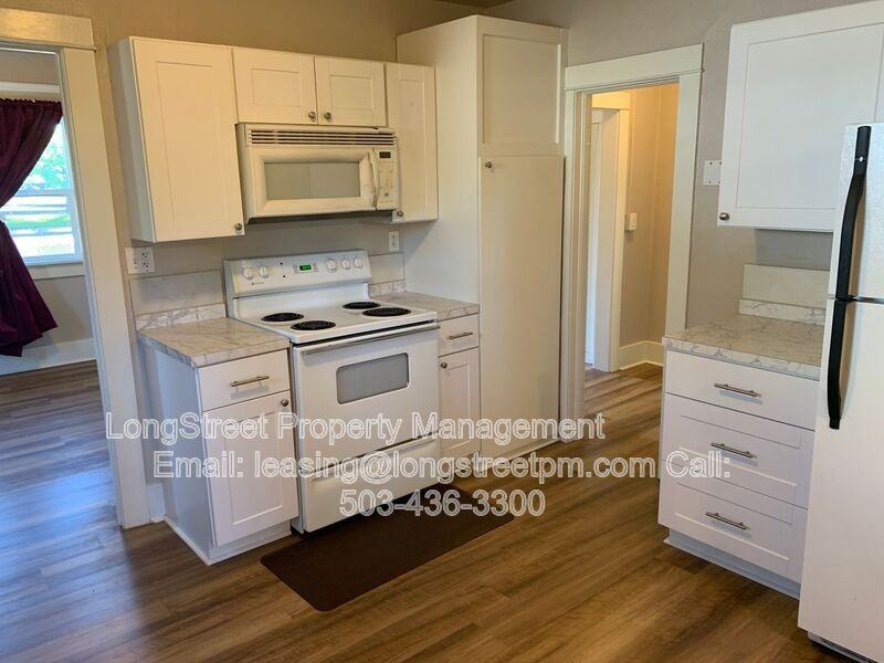 2020 Nw Harrison Blvd - Photo 6 of 26