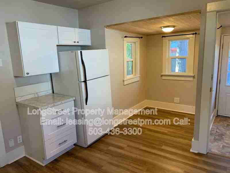 2020 Nw Harrison Blvd - Photo 7 of 26