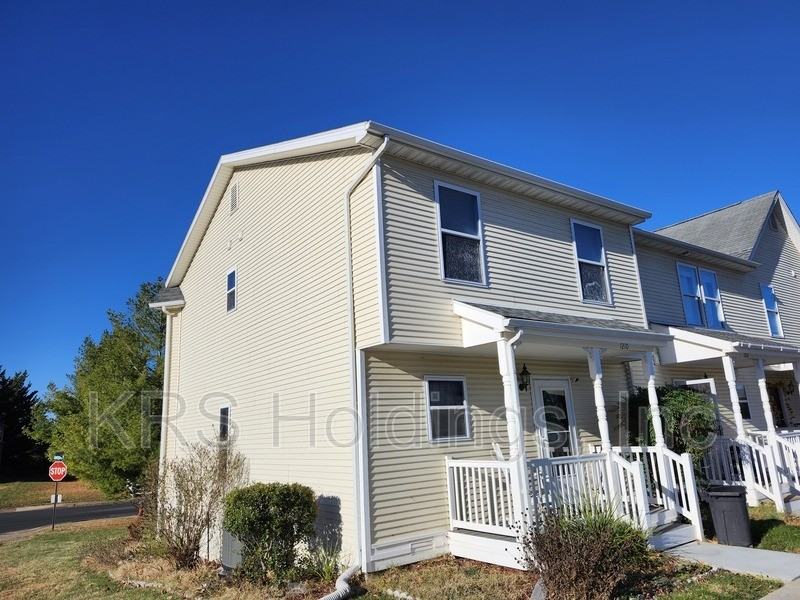 1210 Victorian Village Dr