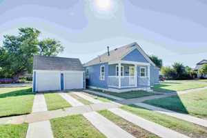 featured image of 405 N Jackson St #NA