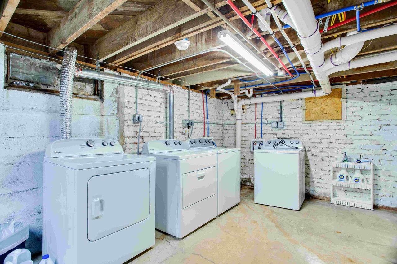 405 N Jackson St #NA - Photo 6 of 11